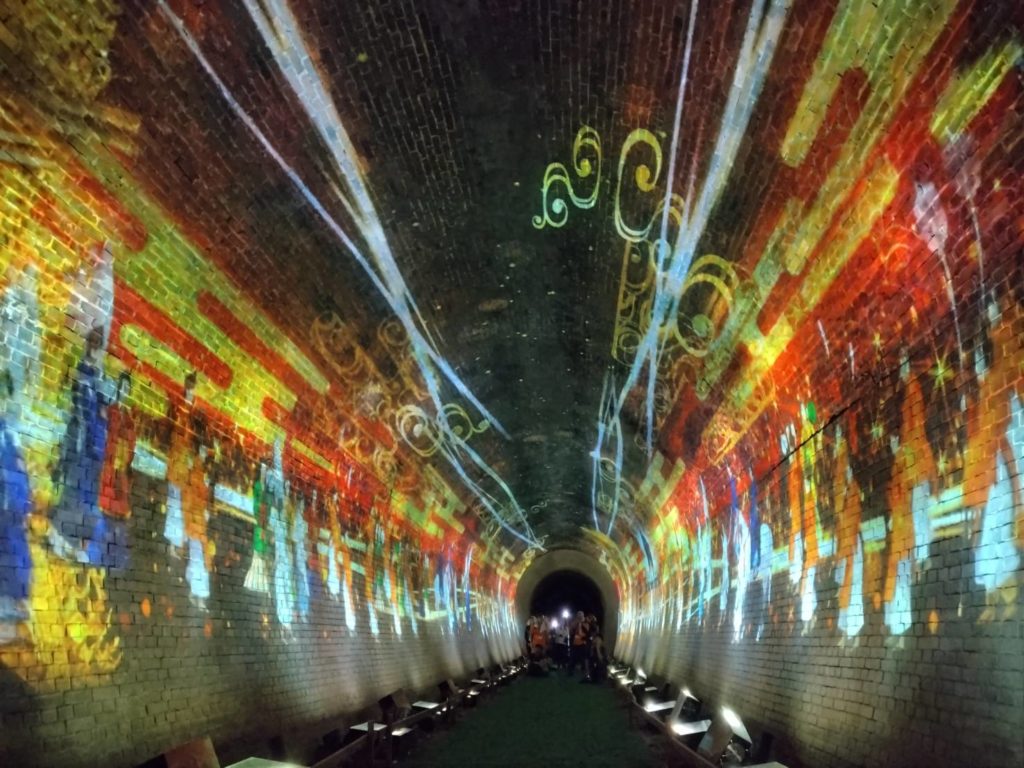 光の旅路～亀の瀬トンネルと龍田古道を巡る歴史のハイキング