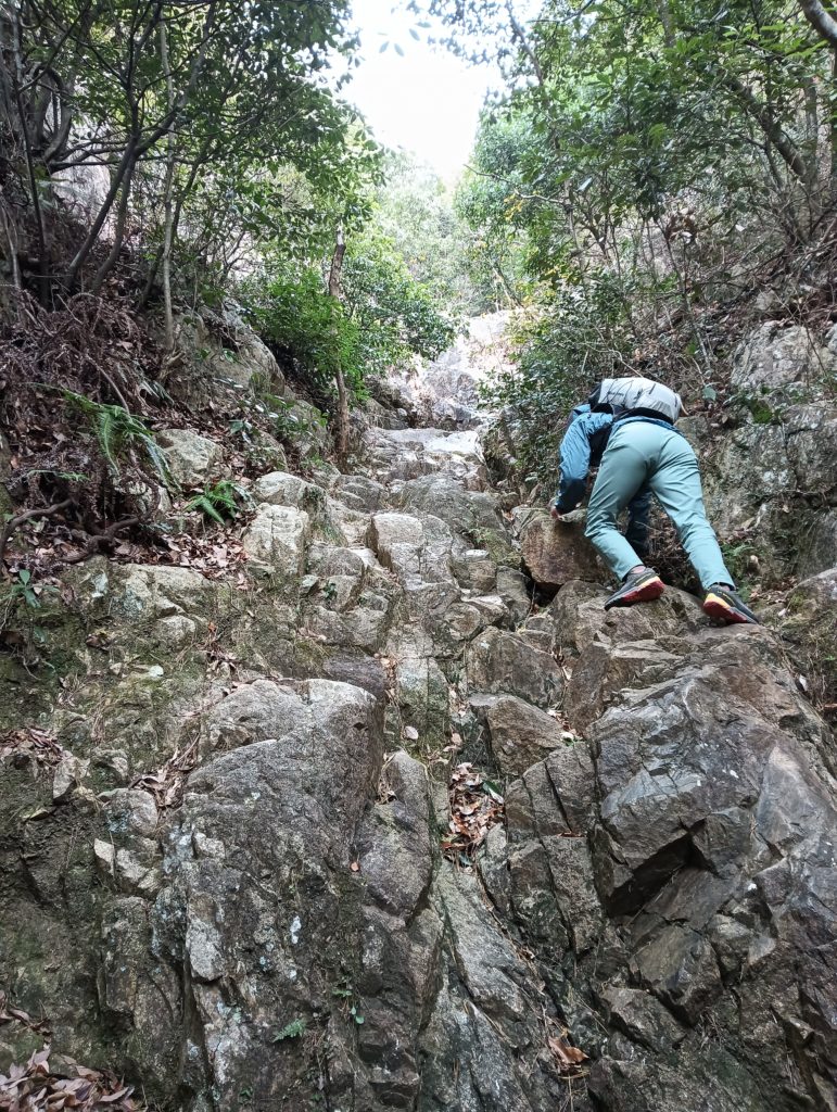 裏六甲バリエーションルート「菊水ルンゼ」へチャレンジ！