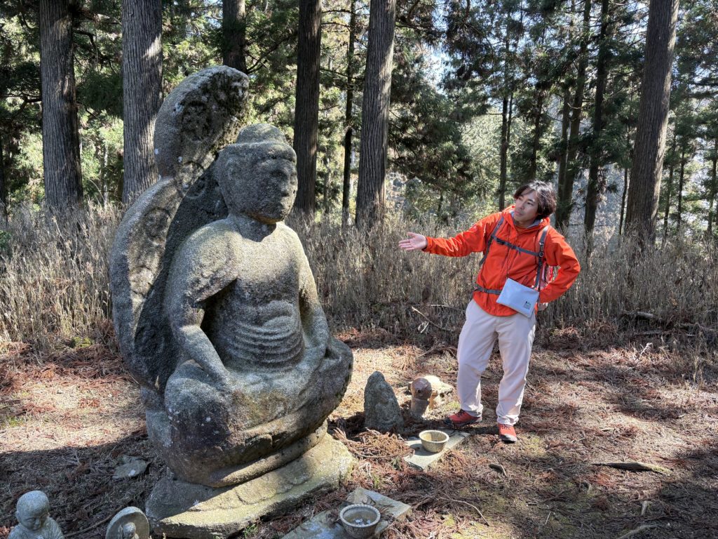 歴史好きガイドと東塔、西塔エリアを巡る比叡山延暦寺ハイキング